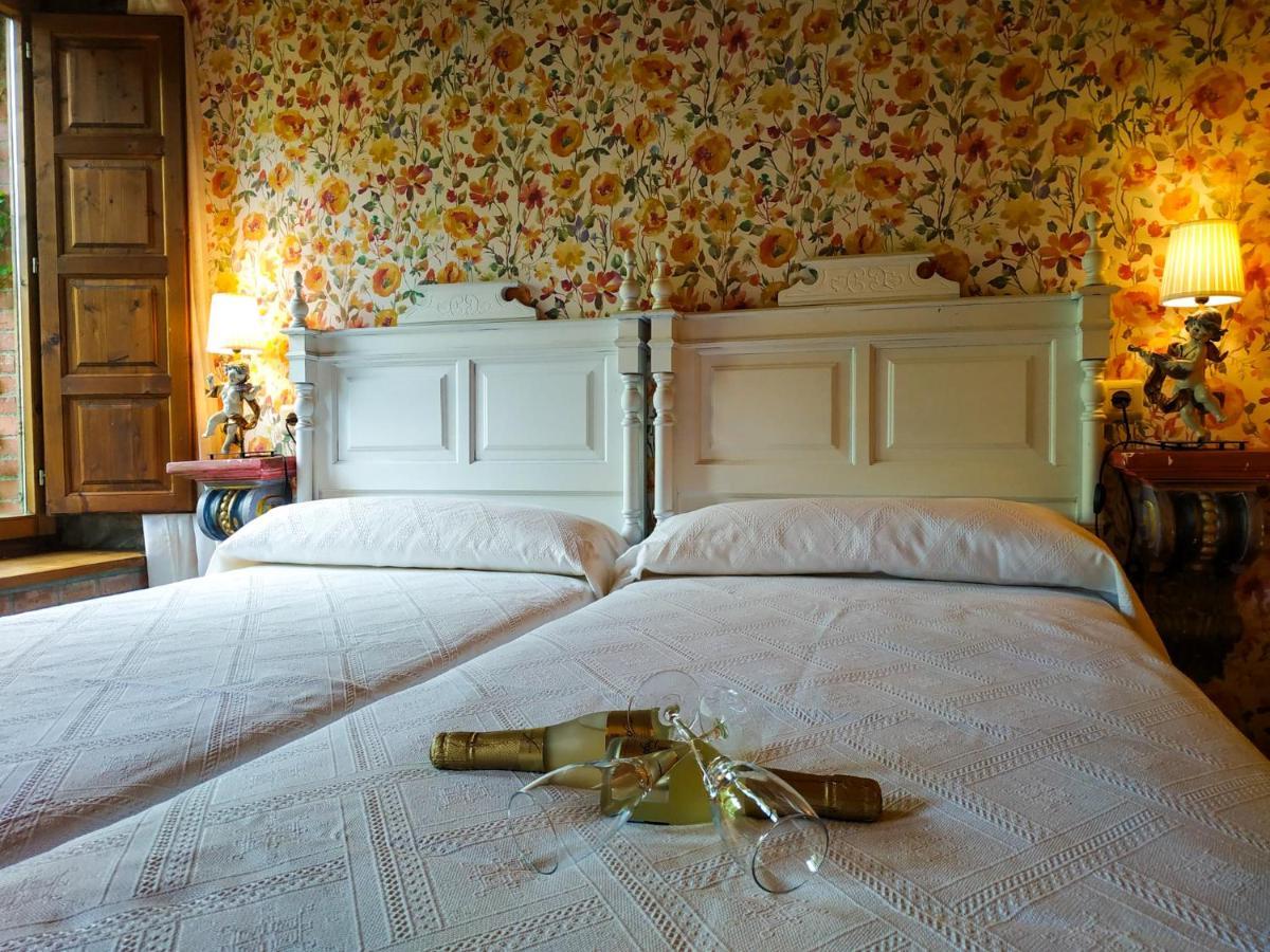 El Molino De La Roperia Hotell Serrilla Eksteriør bilde