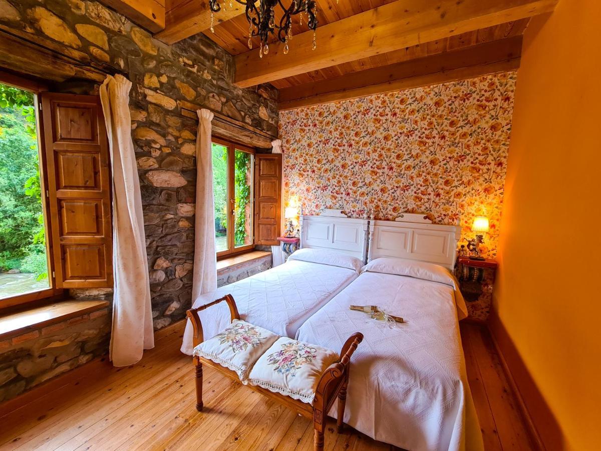 El Molino De La Roperia Hotell Serrilla Eksteriør bilde